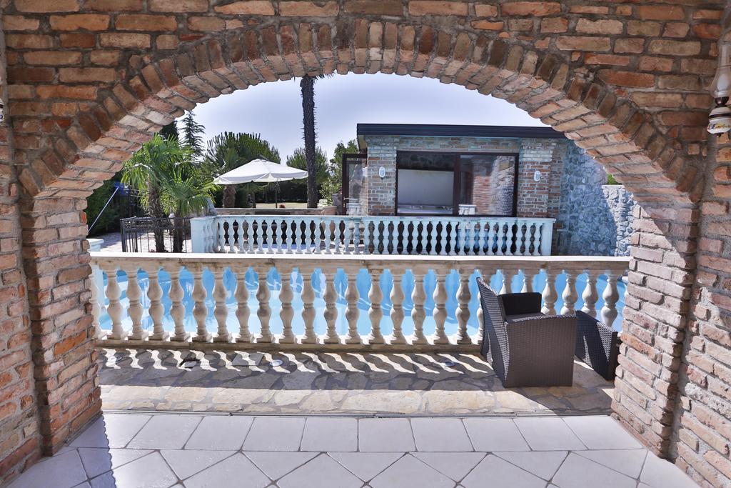 Casa Oasa -Accommodation , Pizzeria & Bar Марезиге Екстериор снимка