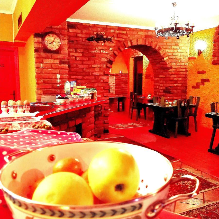 Casa Oasa -Accommodation , Pizzeria & Bar Марезиге Екстериор снимка